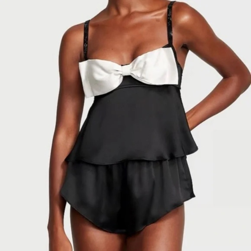 Satin top with cream bow